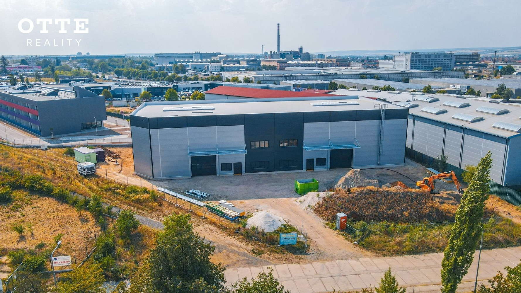 Pronájem skladovacích prostor 804 m²