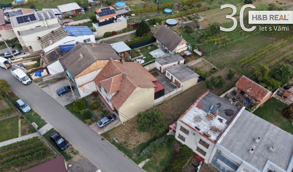 Prodej domu 180 m² s pozemkem 1 822 m², Tvrdonice – náhled fotky 4
