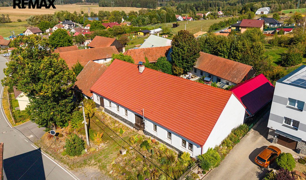 Prodej chaty/chalupy 330 m² s pozemkem 1 643 m², Sklené nad Oslavou – náhled fotky 2