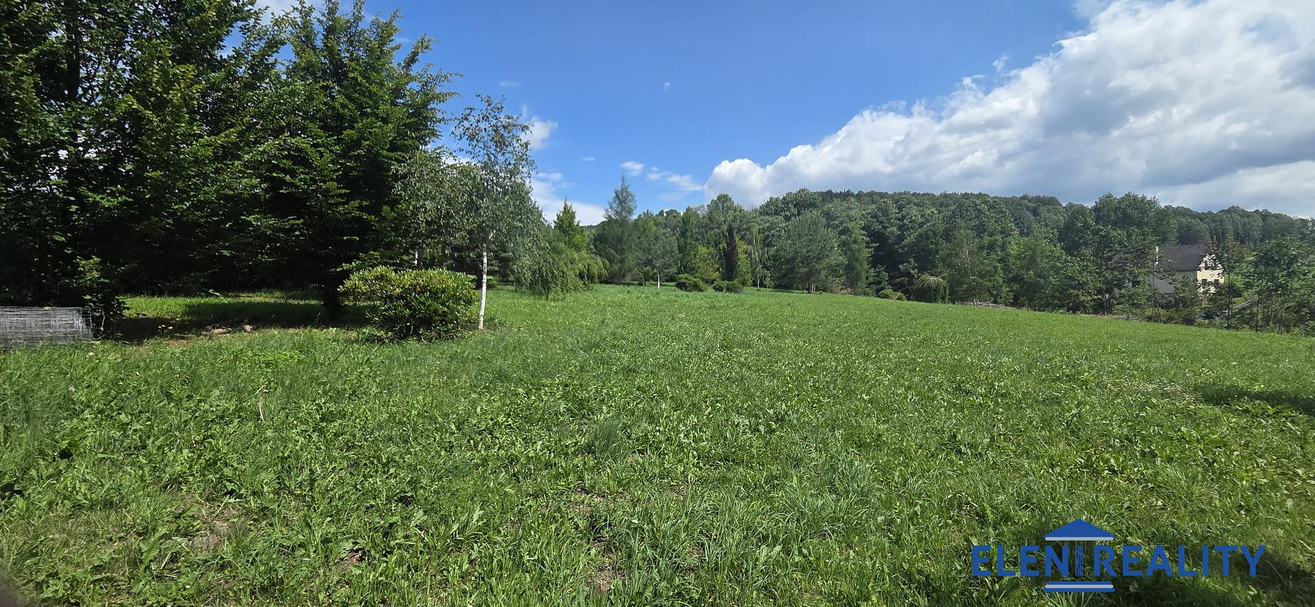 Prodej stavebního pozemku 5 360 m² – fotografie 3