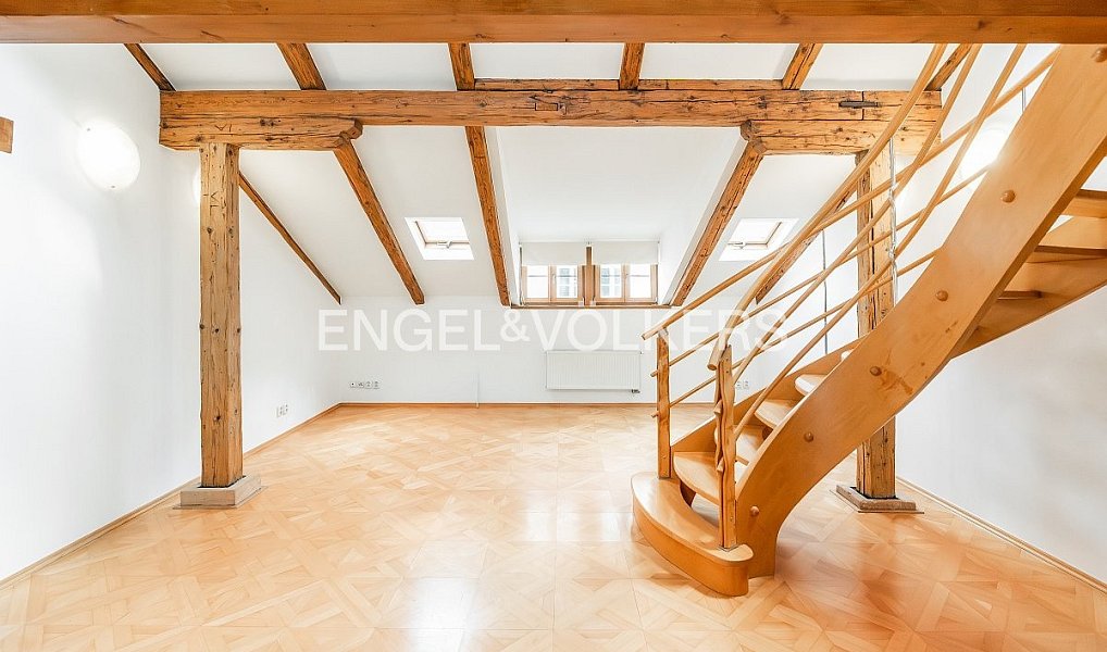 Pronájem bytu 4+kk 221 m², Praha – náhled fotky 6