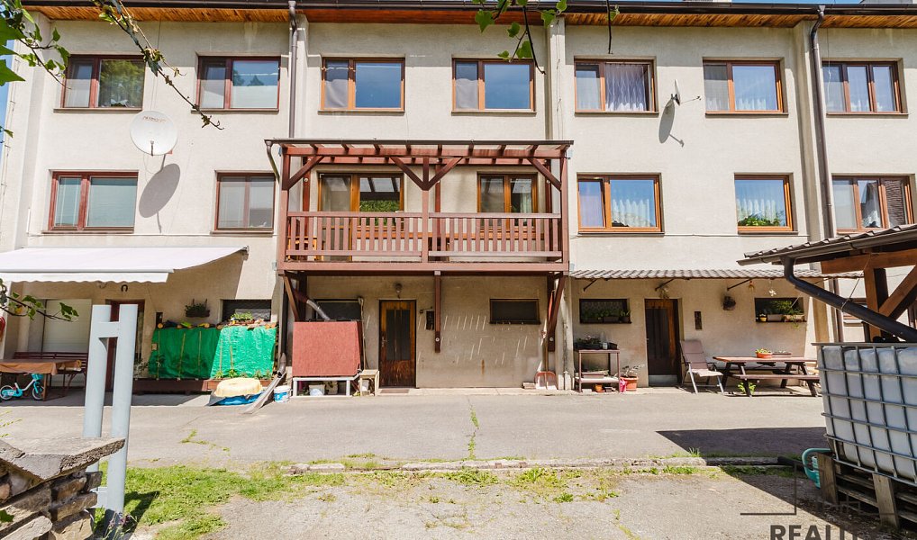 Prodej domu 200 m² s pozemkem 464 m², Ujčov – náhled fotky 22