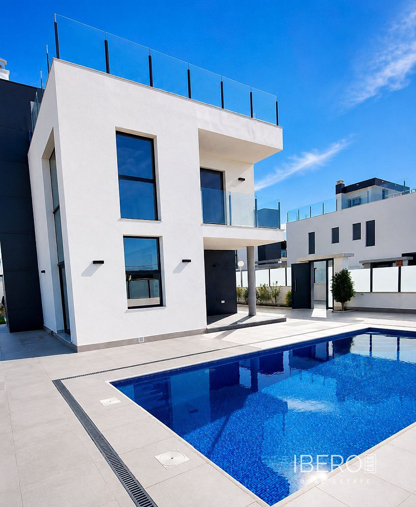 Prodej domu 190 m² s pozemkem 450 m²