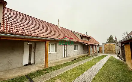 Prodej domu 220 m² s pozemkem 1 576 m², Louny - Nečichy