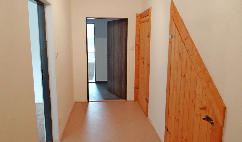 Pronájem bytu 3+1 83 m², Zbůch – náhled fotky 6