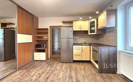 Pronájem bytu 2+kk 32 m², Nádražní, Písek - Budějovické Předměstí