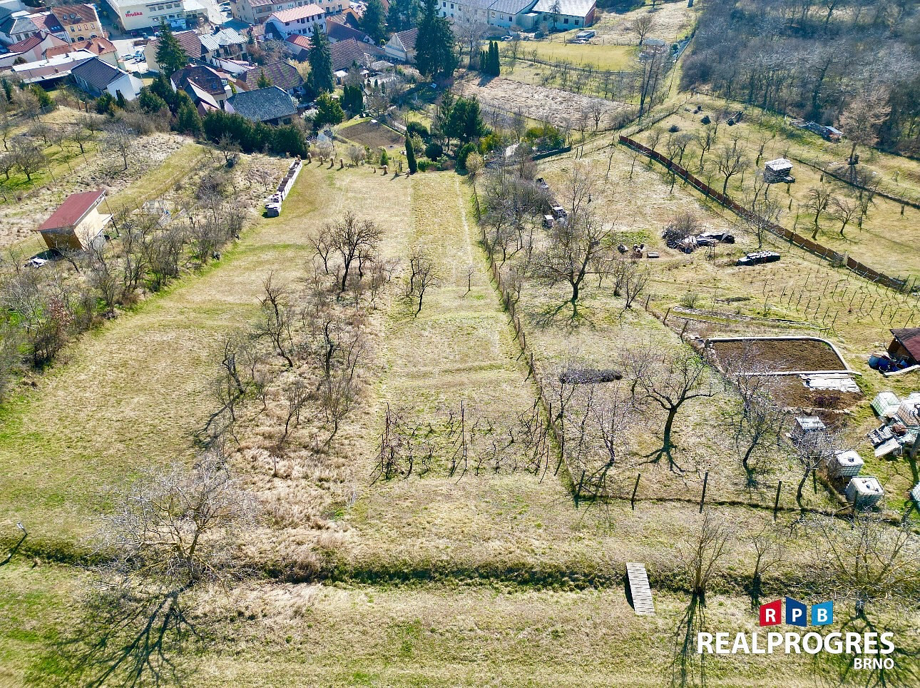 Prodej zahrady 818 m² – fotografie 2