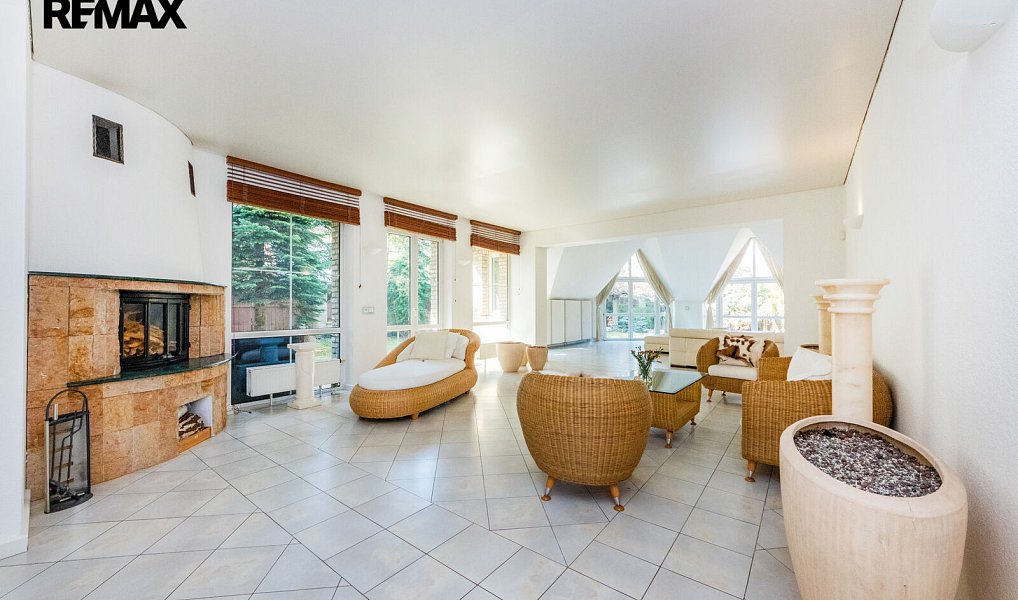 Prodej domu 433 m² s pozemkem 826 m², Praha – náhled fotky 11