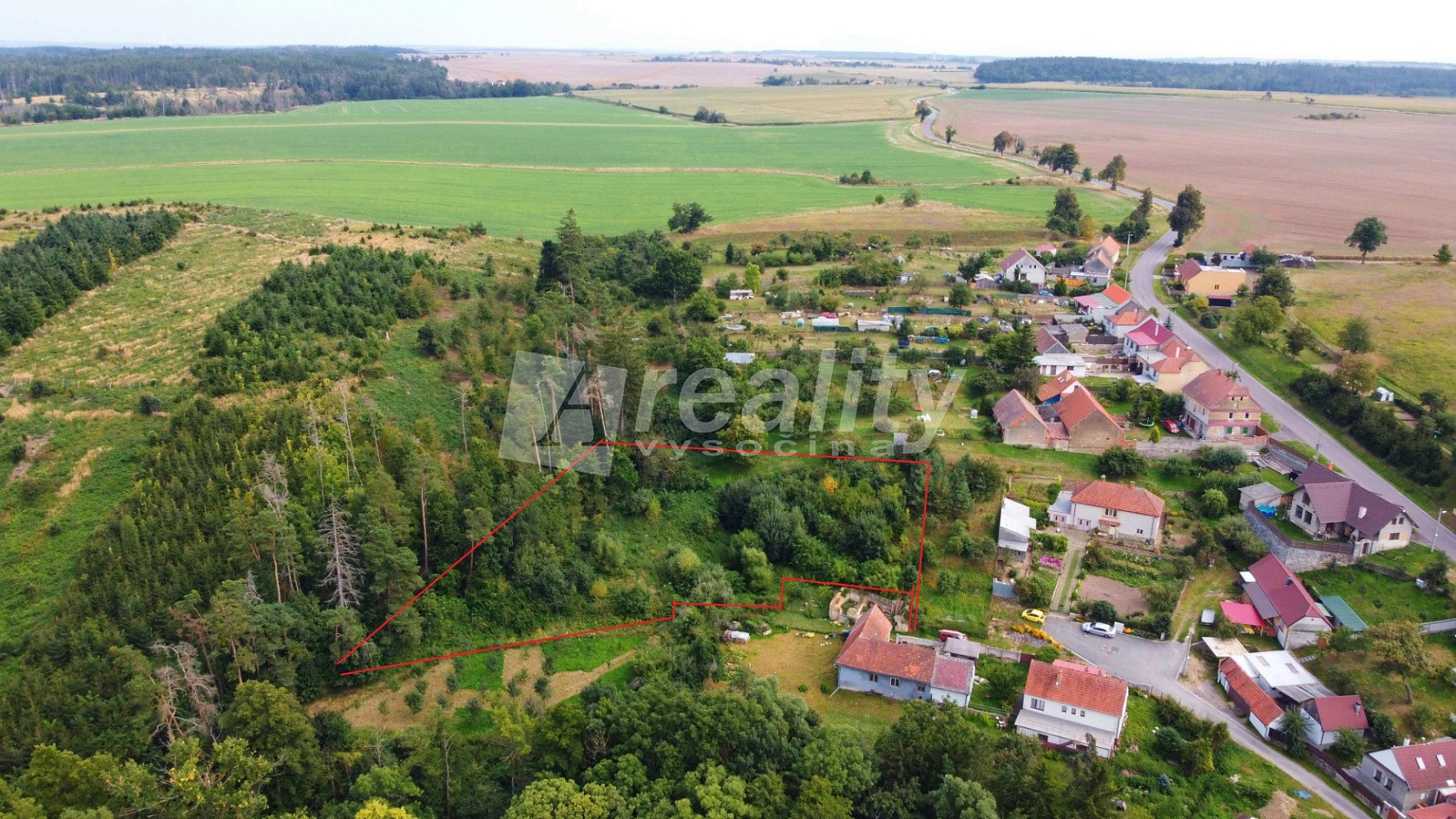Prodej stavebního pozemku 1 975 m² — photo 4