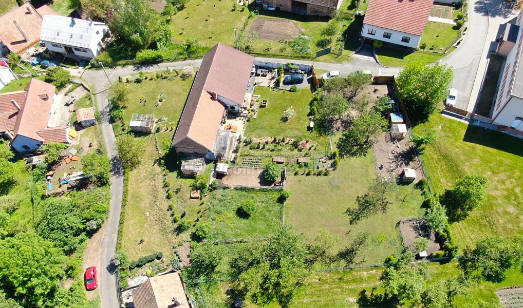 Prodej zahrady 744 m², Roštín – náhled fotky 15
