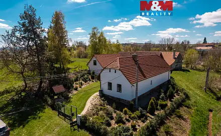 Prodej domu 138 m² s pozemkem 892 m², Miličín - Petrovice, okres Benešov
