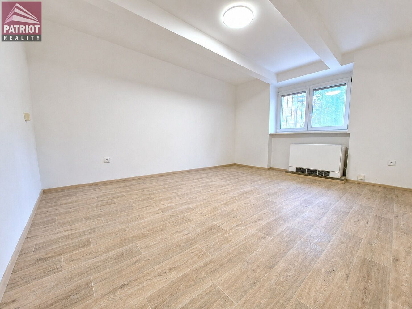 Pronájem bytu 1+kk 29 m² – fotografie 2
