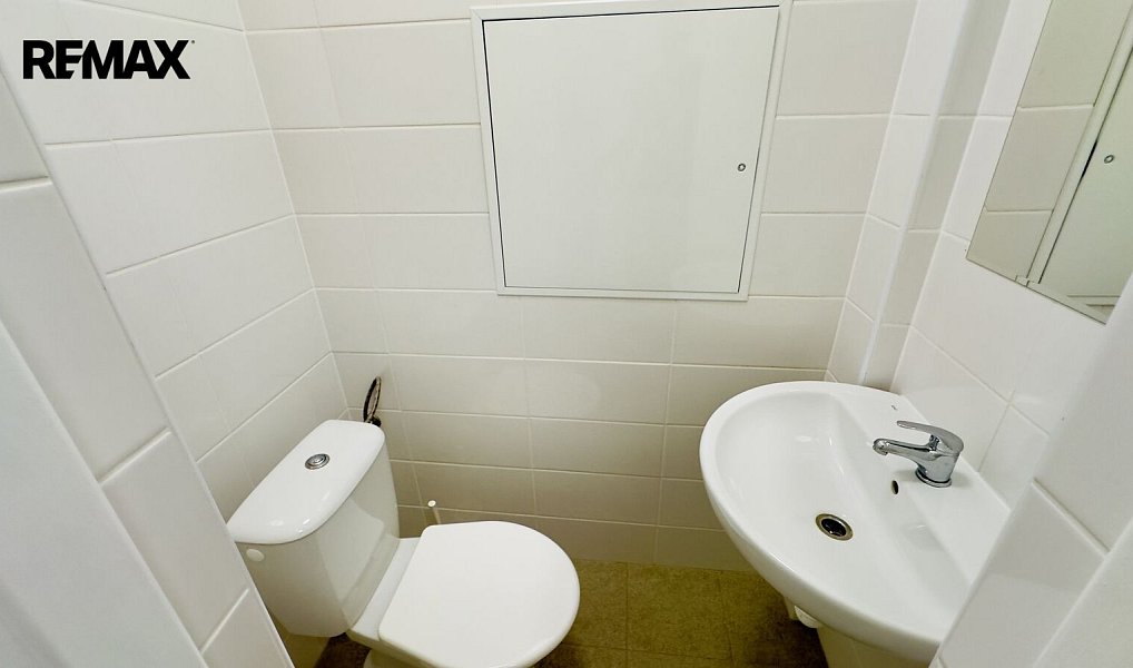 Pronájem kanceláře 100 m², Praha – náhled fotky 11