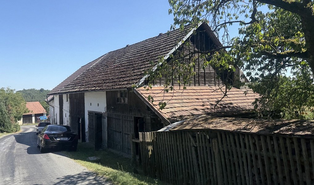 Prodej domu 200 m² s pozemkem 721 m², Mladý Smolivec – fotka 1 z 28