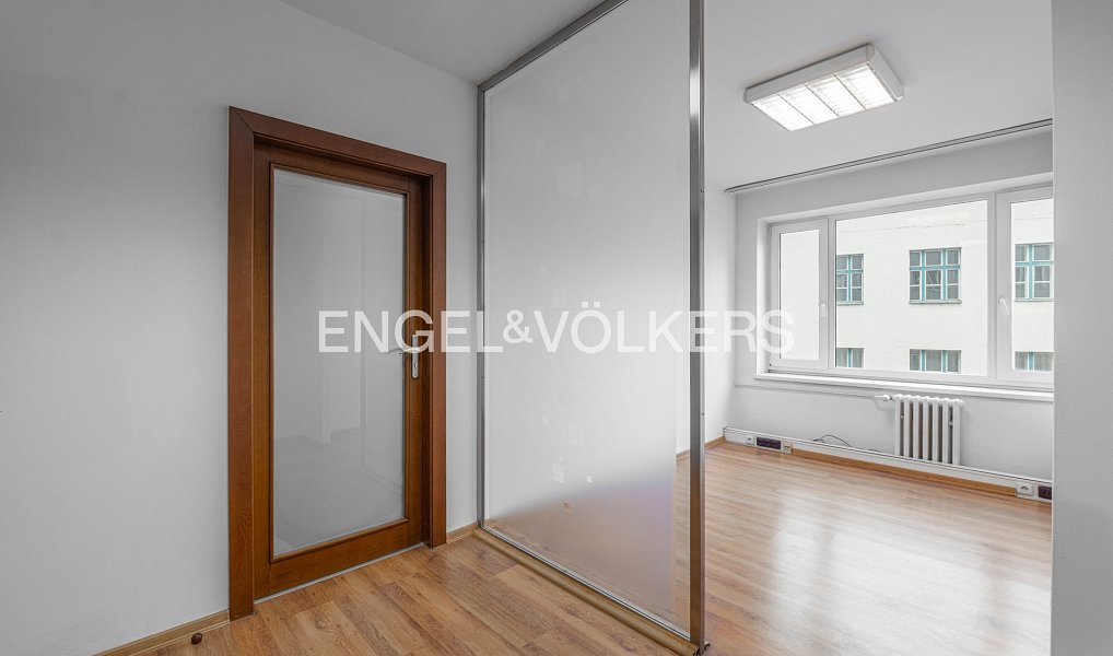Pronájem kanceláře 40 m², Praha – náhled fotky 2