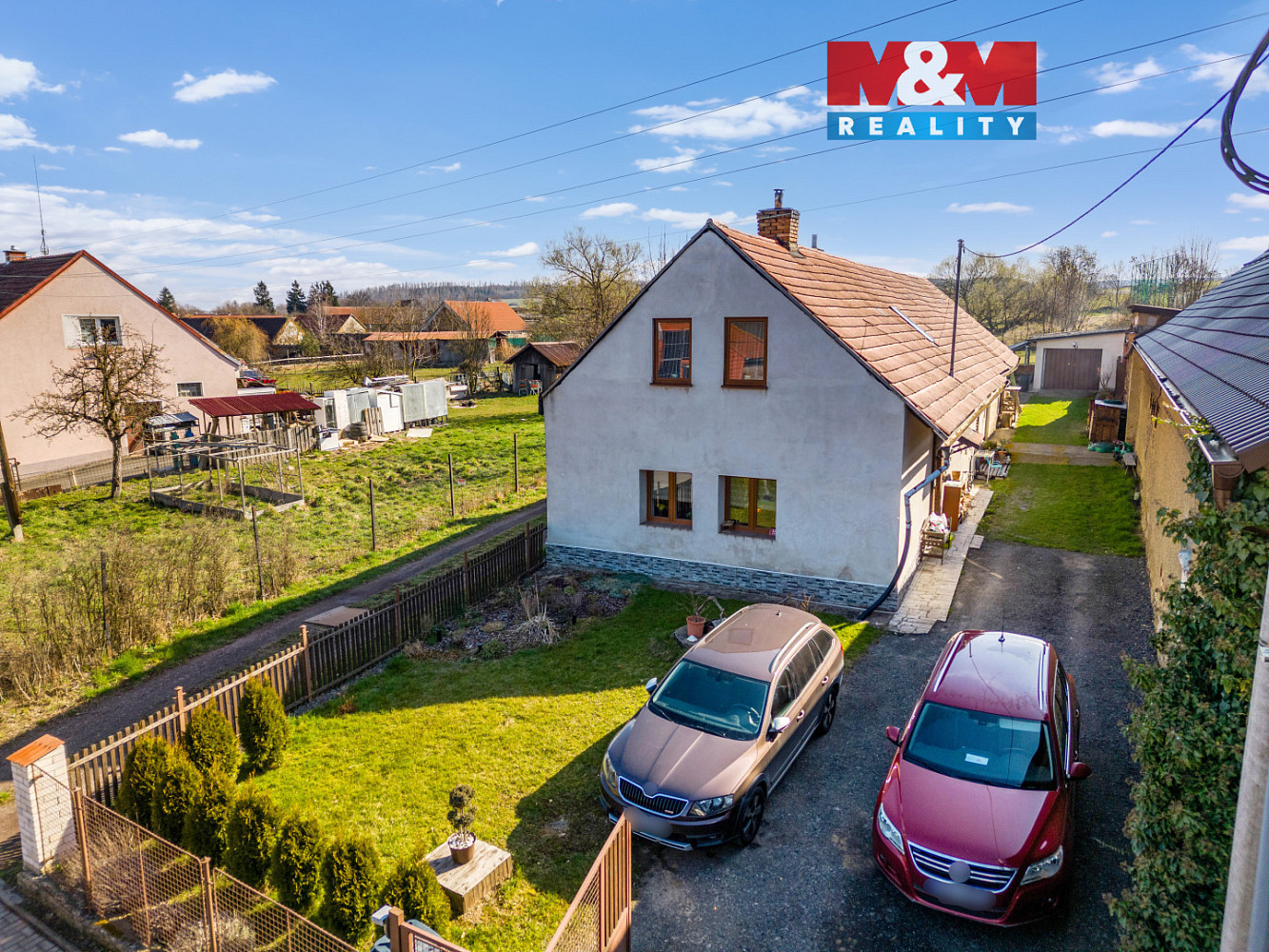 Prodej domu 180 m² s pozemkem 609 m²