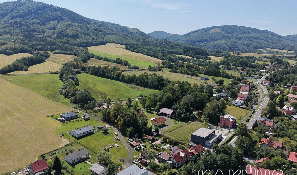 Prodej stavebního pozemku 850 m², Bordovice – náhled fotky 2