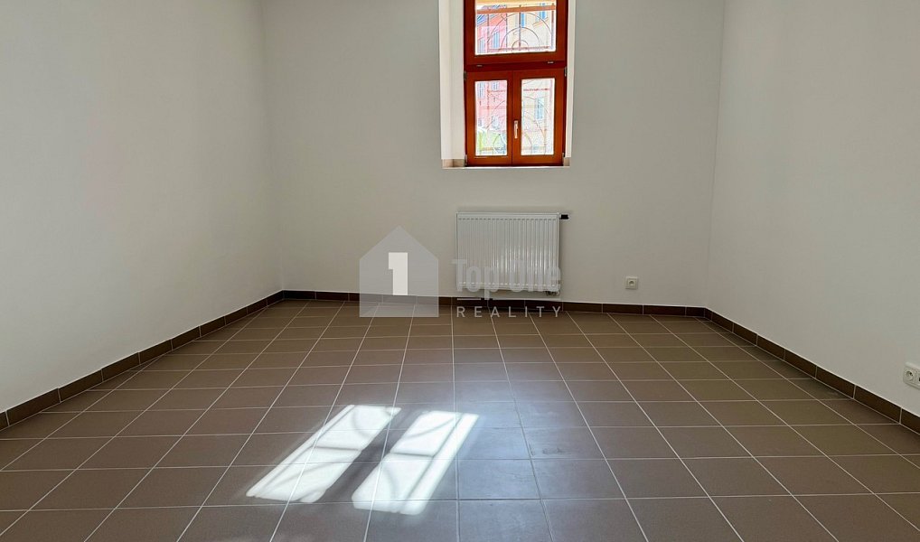 Prodej bytu 3+1 135 m², Praha – náhled fotky 2