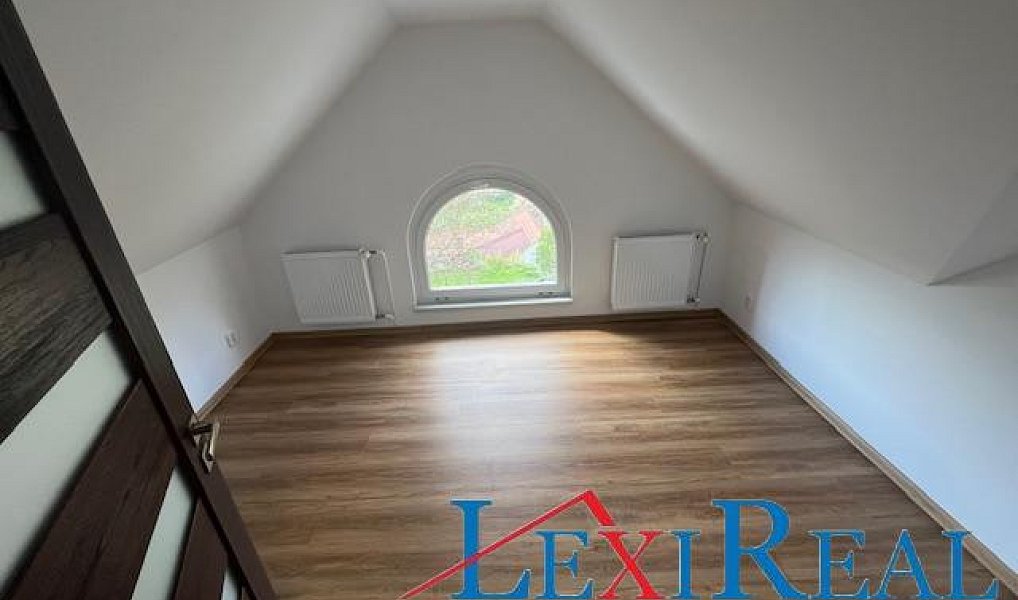 Prodej domu 150 m² s pozemkem 1 054 m², Koleč – náhled fotky 11