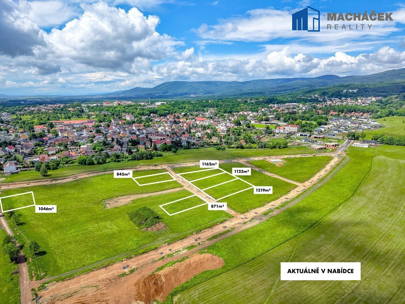 Prodej stavebního pozemku 1 123 m² – fotografie 3