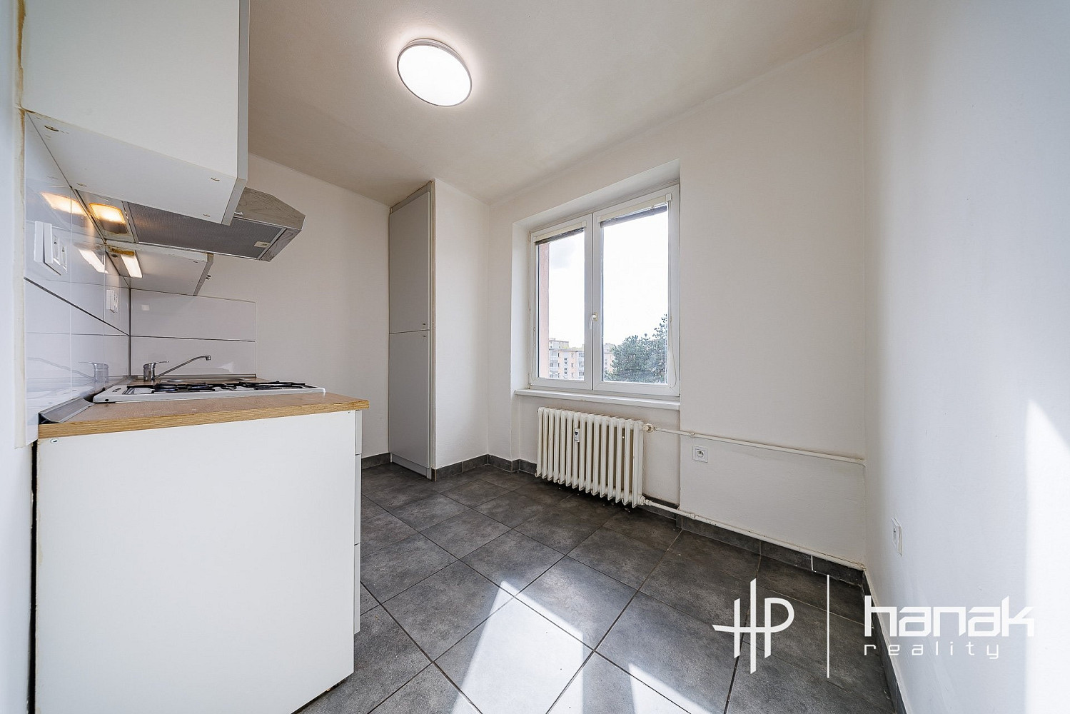 Pronájem bytu 1+1 34 m² – fotografie 2