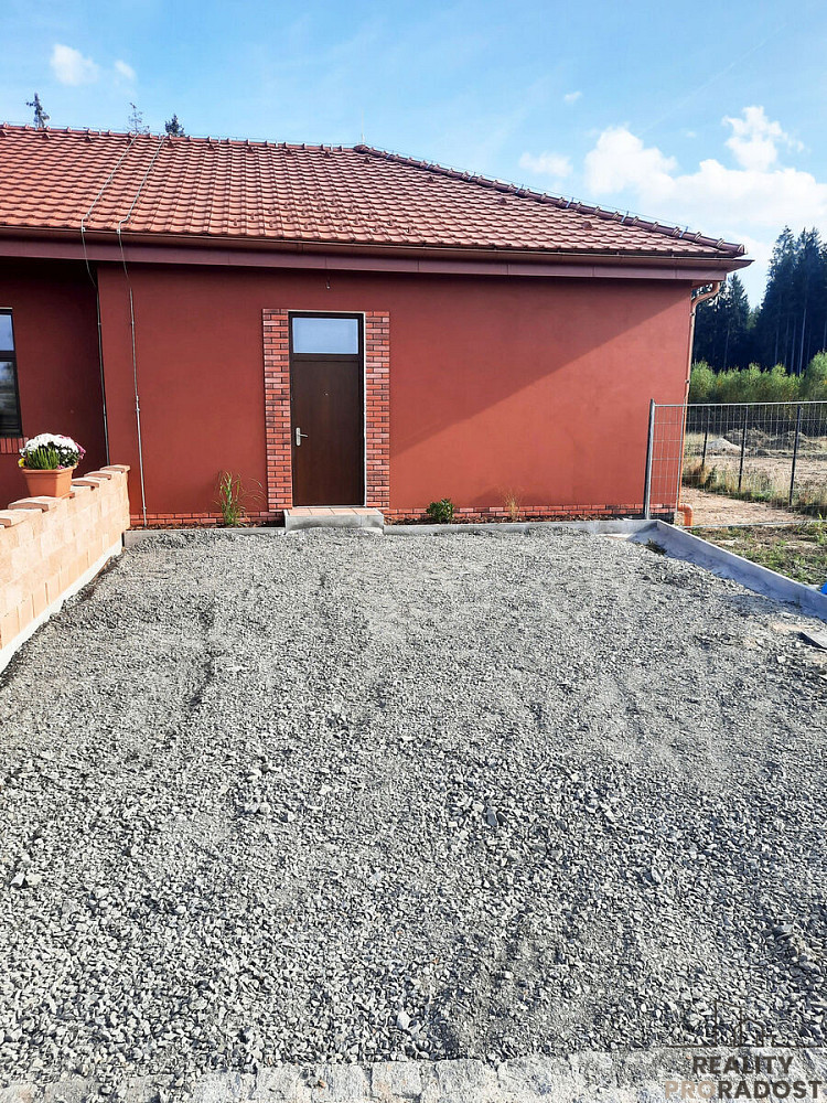 Prodej domu 128 m² s pozemkem 790 m² – fotografie 2