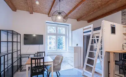 Pronájem bytu 1+kk 28 m²