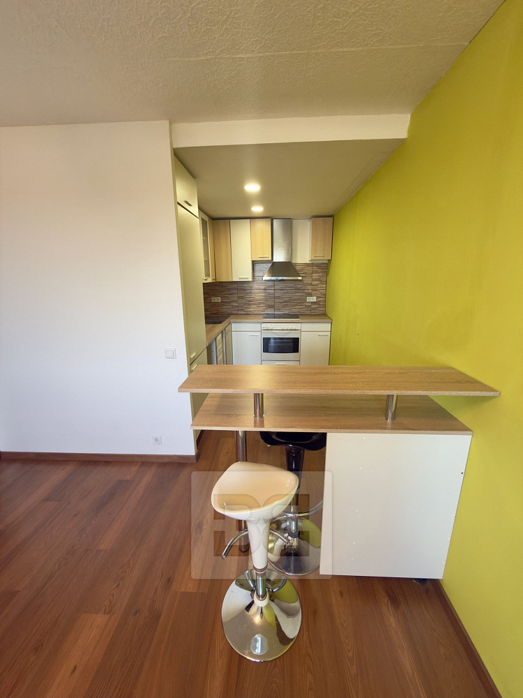 Pronájem bytu 3+kk 68 m² – fotografie 2