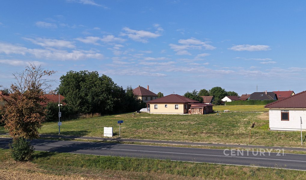 Prodej stavebního pozemku 965 m², Zbizuby – náhled fotky 11