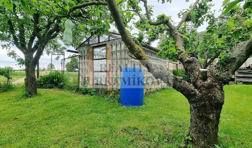 Prodej domu 567 m² s pozemkem 1 333 m², Nákří – náhled fotky 17
