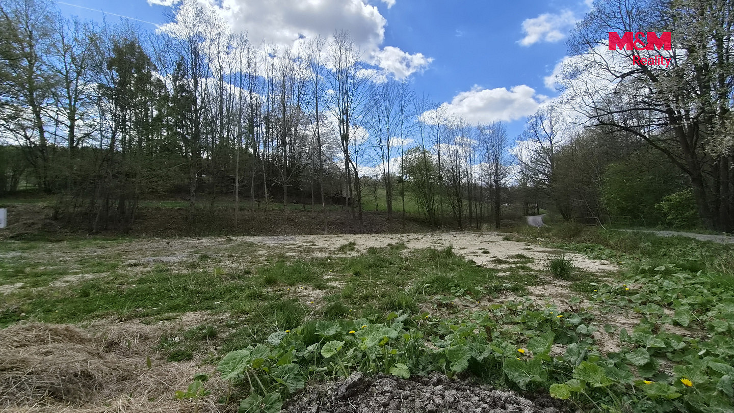 Prodej stavebního pozemku 1 078 m² – fotografie 3