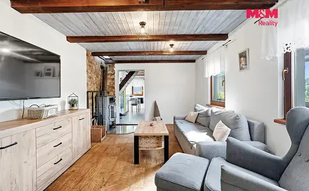 Prodej domu 67 m² s pozemkem 560 m², Meruňková, Dolní Zálezly, okres Ústí nad Labem