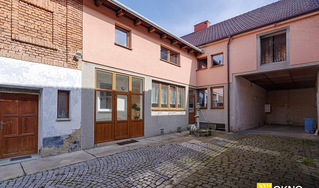 Prodej domu 600 m² s pozemkem 1 240 m², Hrubčice – náhled fotky 3