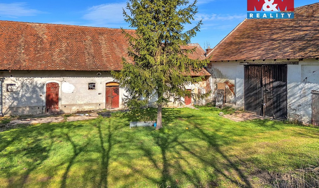 Prodej domu 253 m² s pozemkem 9 482 m², Chrudim – náhled fotky 5