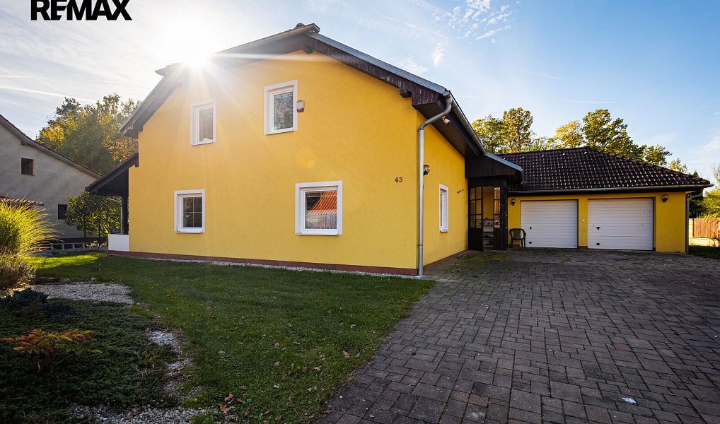 Prodej domu 220 m² s pozemkem 2 087 m², Hvozdec – náhled fotky 29