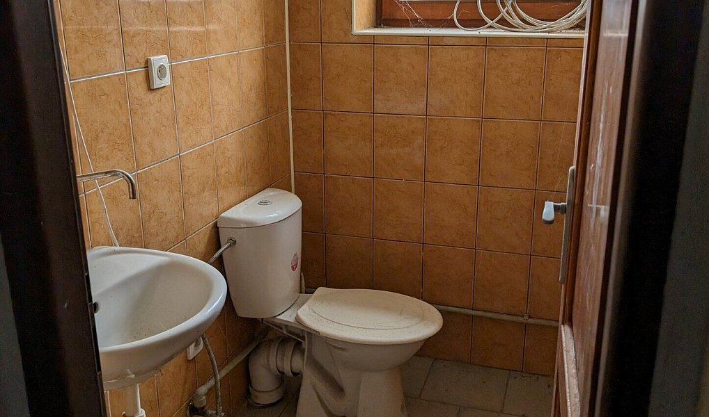 Prodej skladovacích prostor 1 900 m², Svijanský Újezd – náhled fotky 11