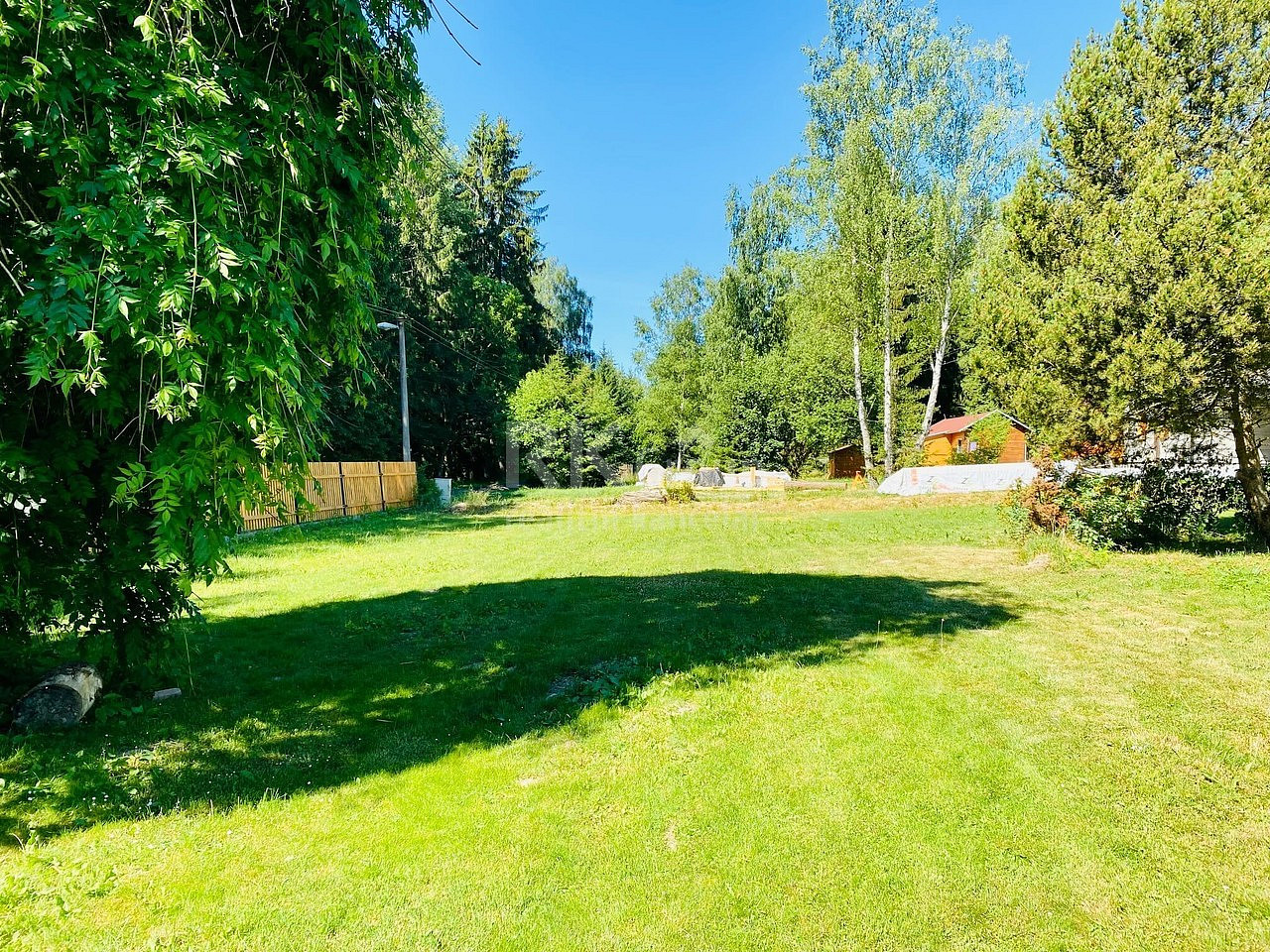 Prodej stavebního pozemku 850 m² – fotografie 5