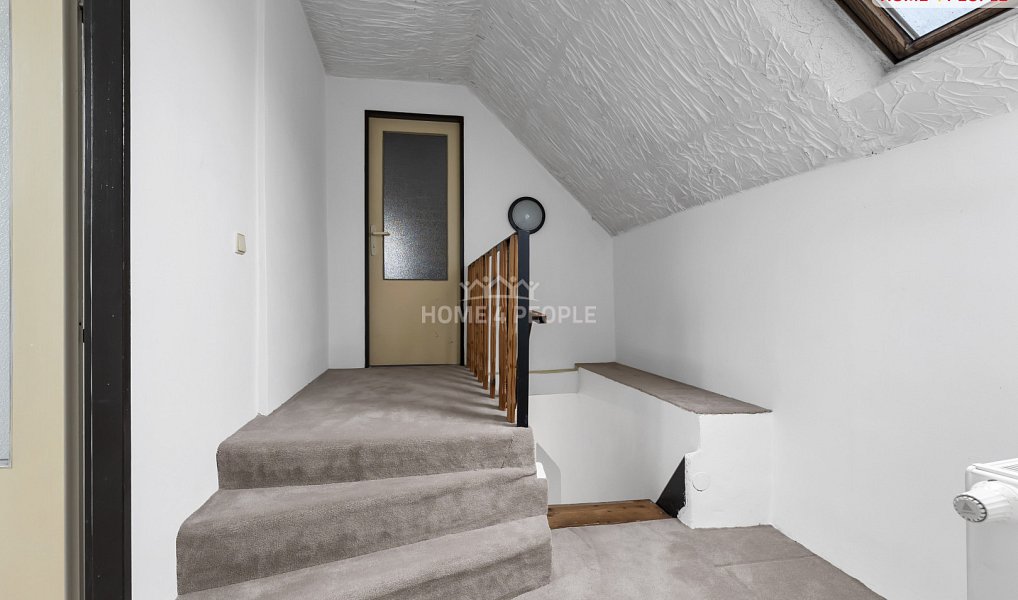 Prodej domu 133 m² s pozemkem 1 126 m², Zlonice – náhled fotky 14