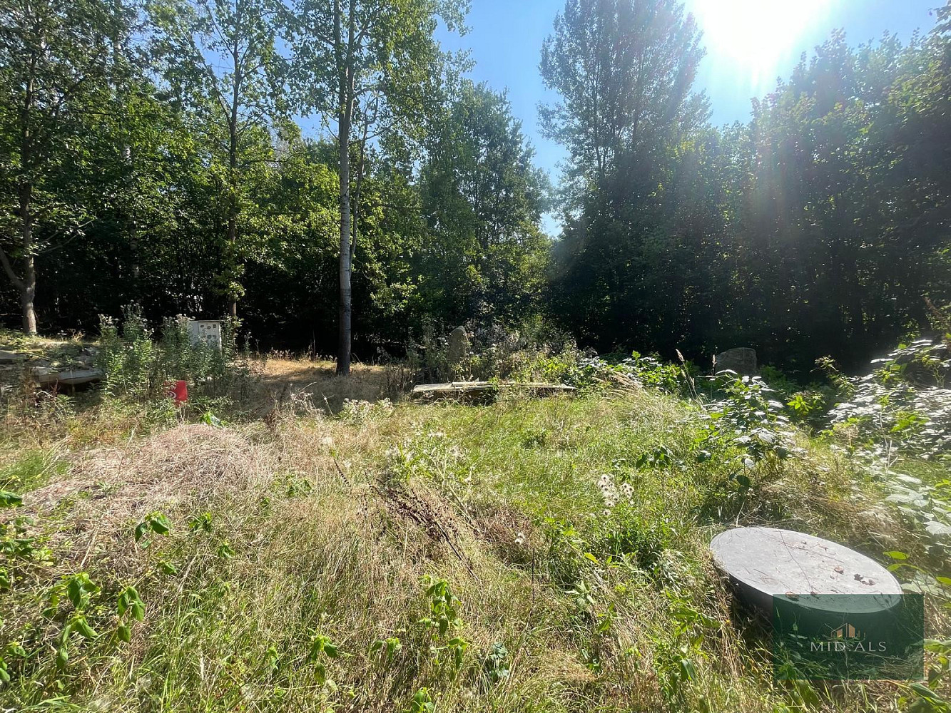 Prodej stavebního pozemku 375 m² – fotografie 3