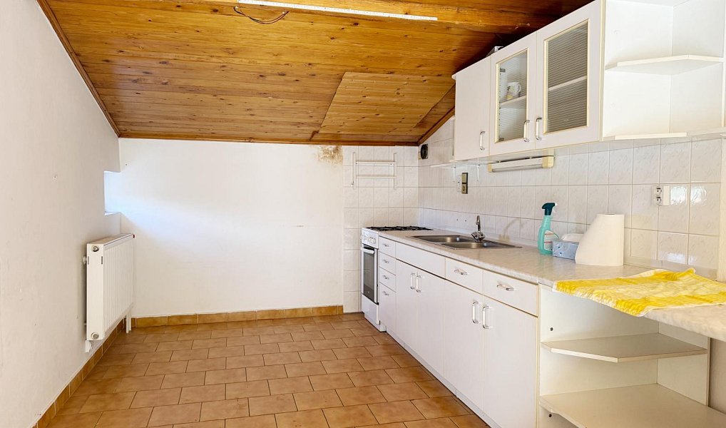 Prodej domu 200 m² s pozemkem 97 m², Nesovice – náhled fotky 31