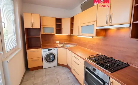 Prodej bytu 3+1 73 m², Očovská, Hodonín