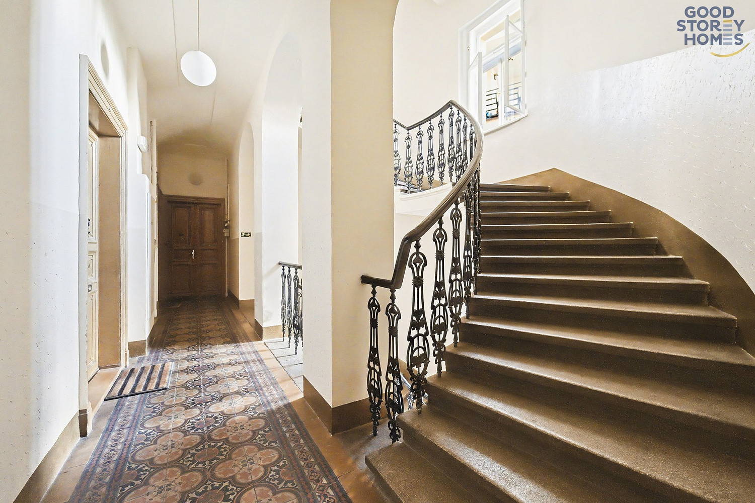 Pronájem bytu 2+kk 56 m² – fotografie 2
