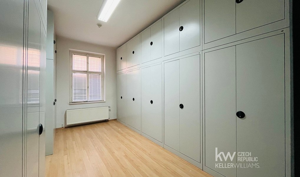 Pronájem obchodních prostor 270 m², Praha – náhled fotky 24