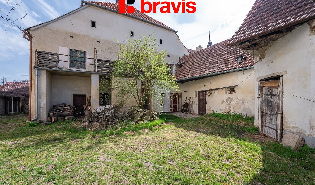 Prodej domu 420 m² s pozemkem 2 346 m², Rousínov – náhled fotky 4