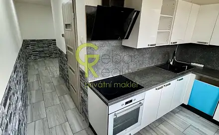 Pronájem bytu 2+1 60 m², Kamenná, Chomutov