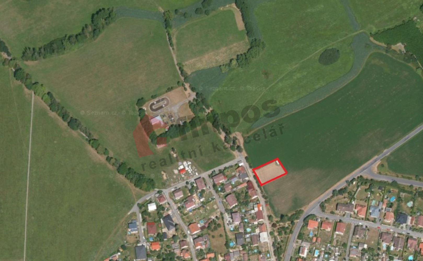 Prodej stavebního pozemku 1 036 m² – fotografie 2