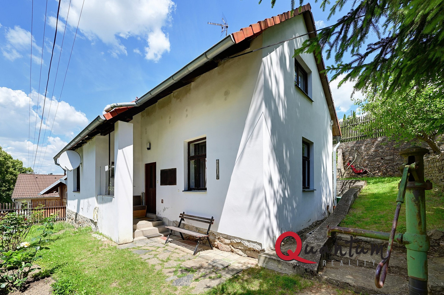 Prodej domu 110 m² s pozemkem 812 m²