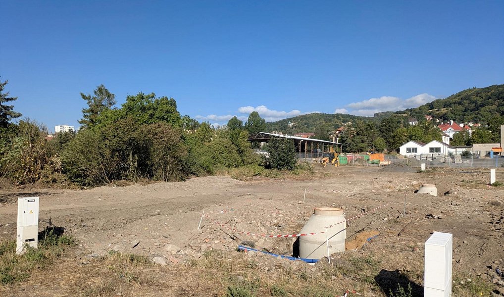 Prodej stavebního pozemku 1 296 m², Krupka – náhled fotky 19