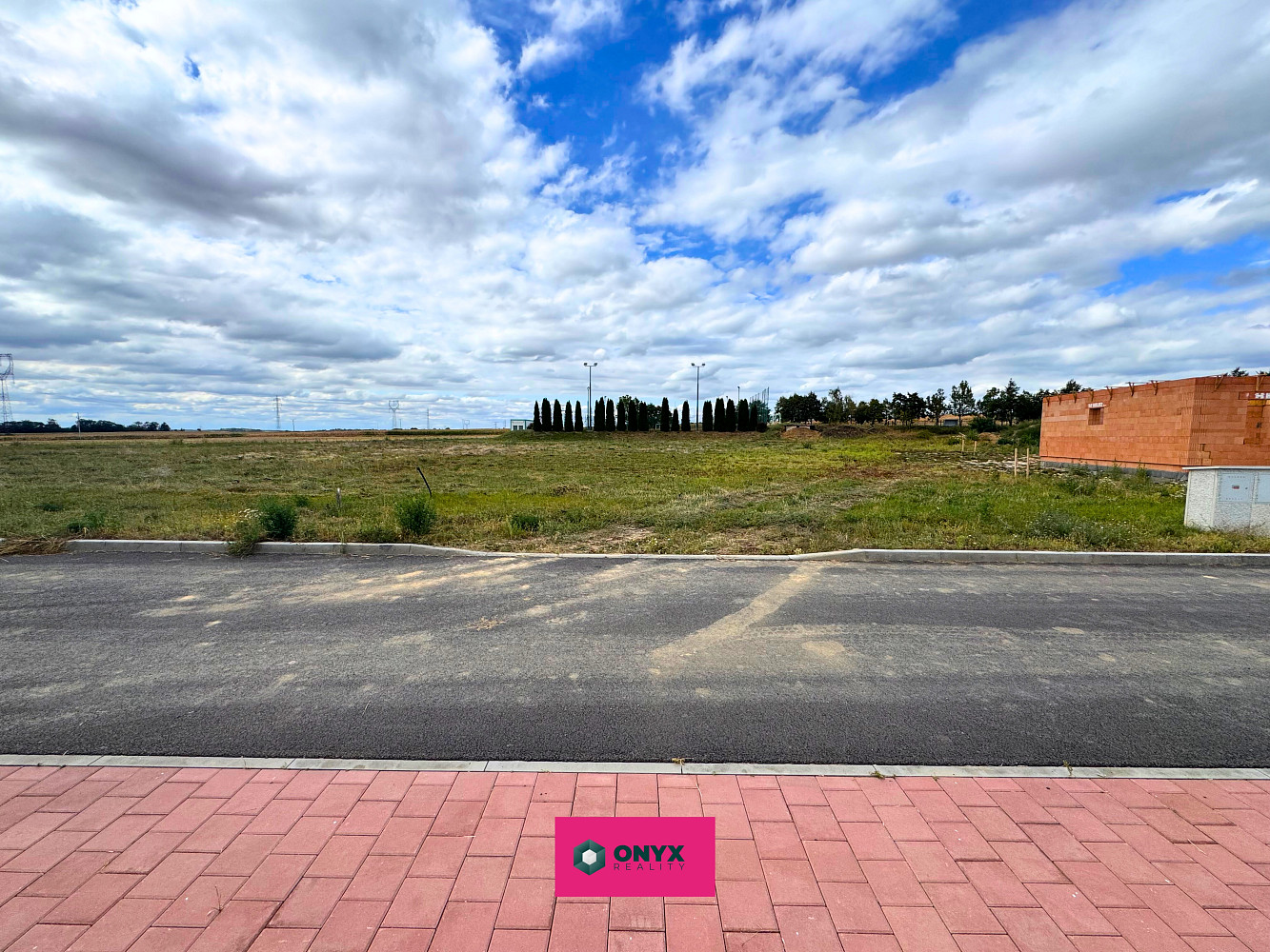 Prodej stavebního pozemku 1 002 m²