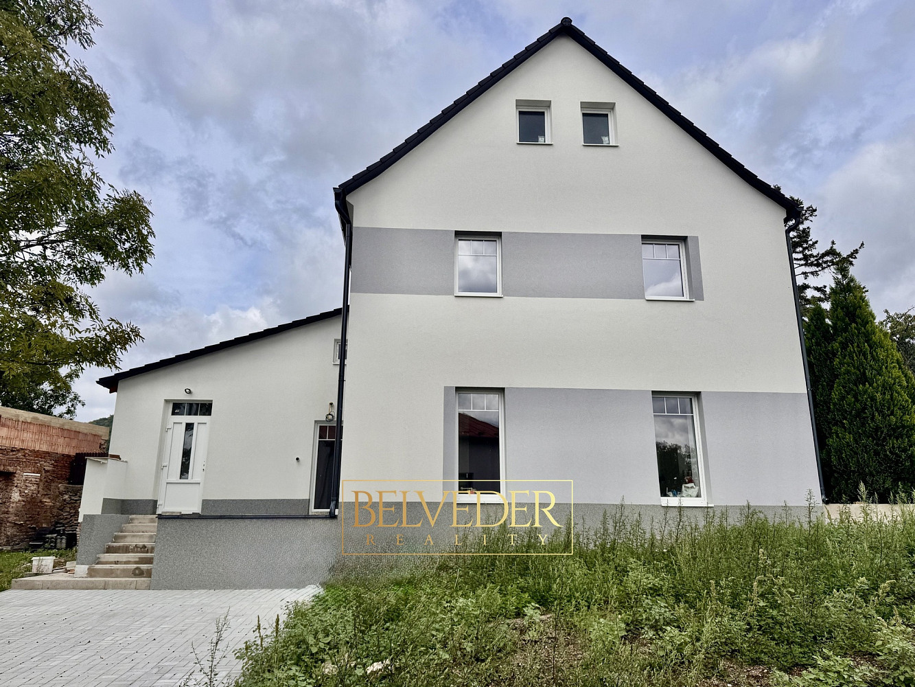 Prodej domu 130 m² s pozemkem 423 m² – fotografie 2